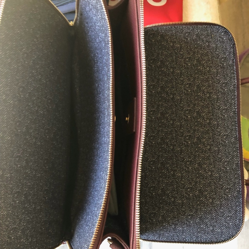 Hand bag - Picture 3 of 3
